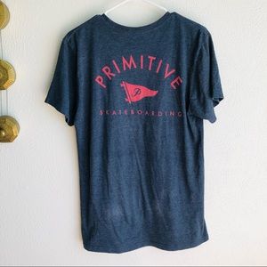 Primitive Skateboarding Arch Pennant Tshirt Navy Heather > M